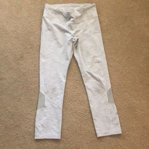 Lululemon crops